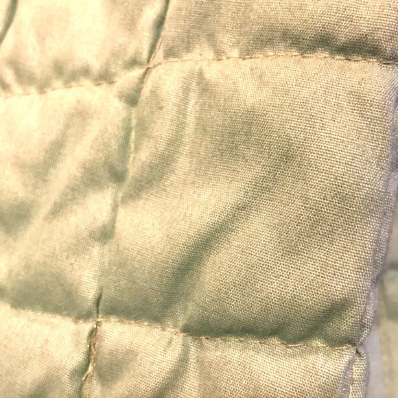 Handcrafted Round Table Cloth - Picture 9 of 9